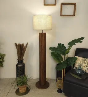 Cedar Wooden Floor Lamp with Beige Fabric | Lampshade with Brown Base