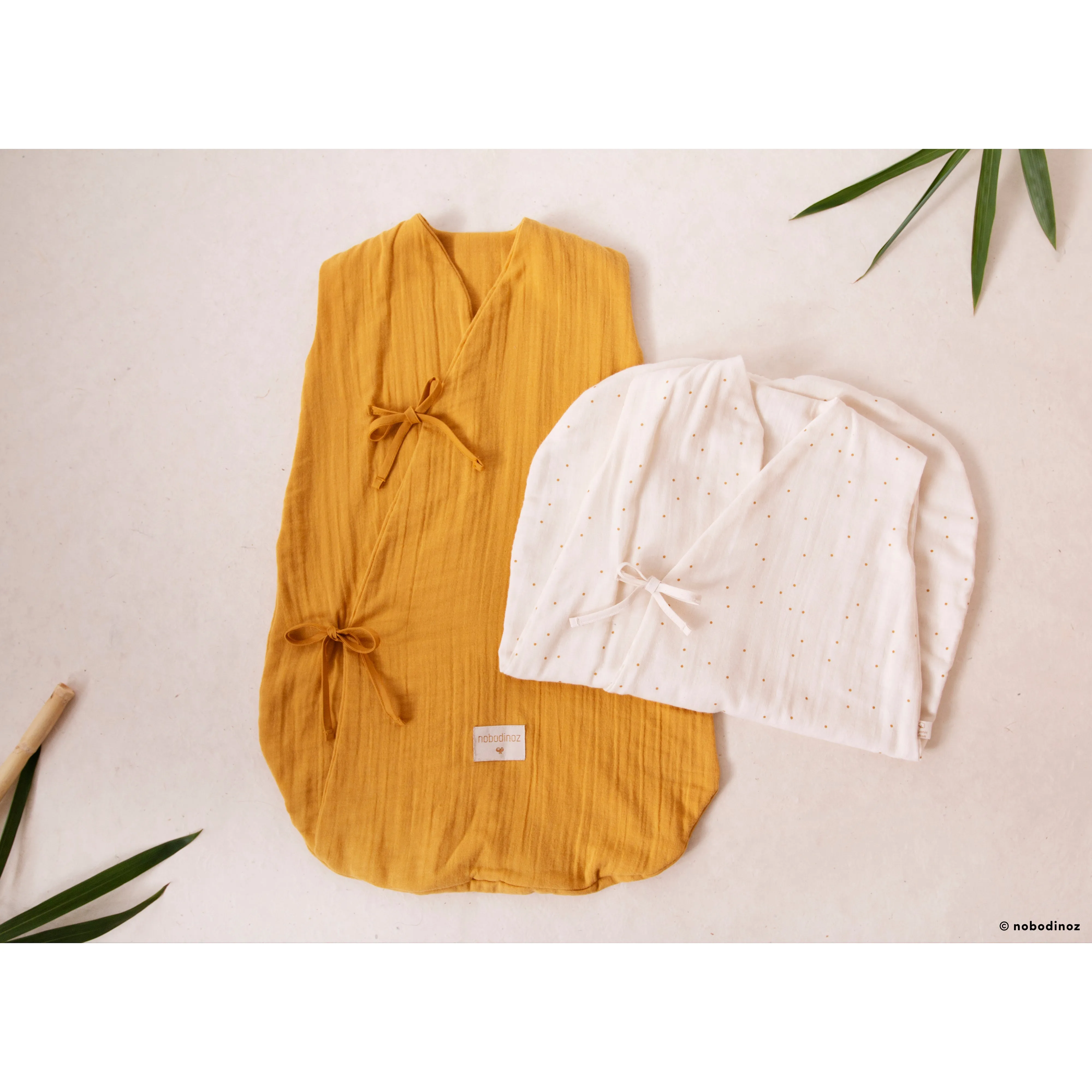 nobodinoz Summer Sleeping Bag Dreamy Gold Stella/Midnight Blue